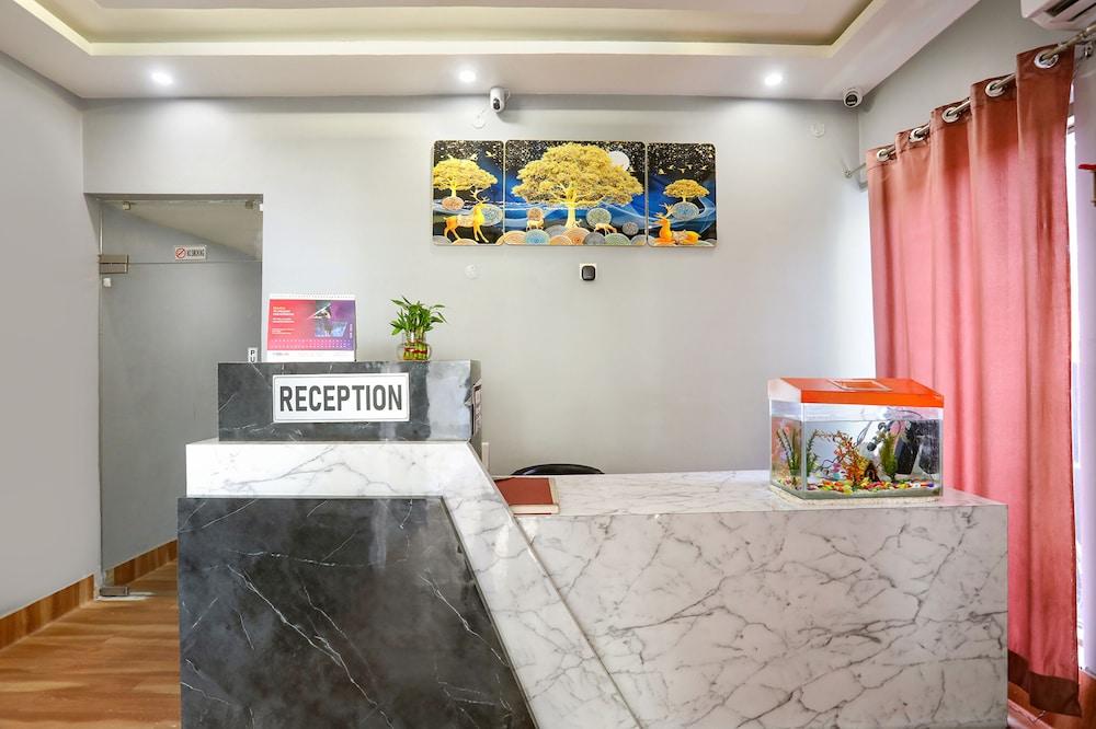 Fabhotel Villa The Suites