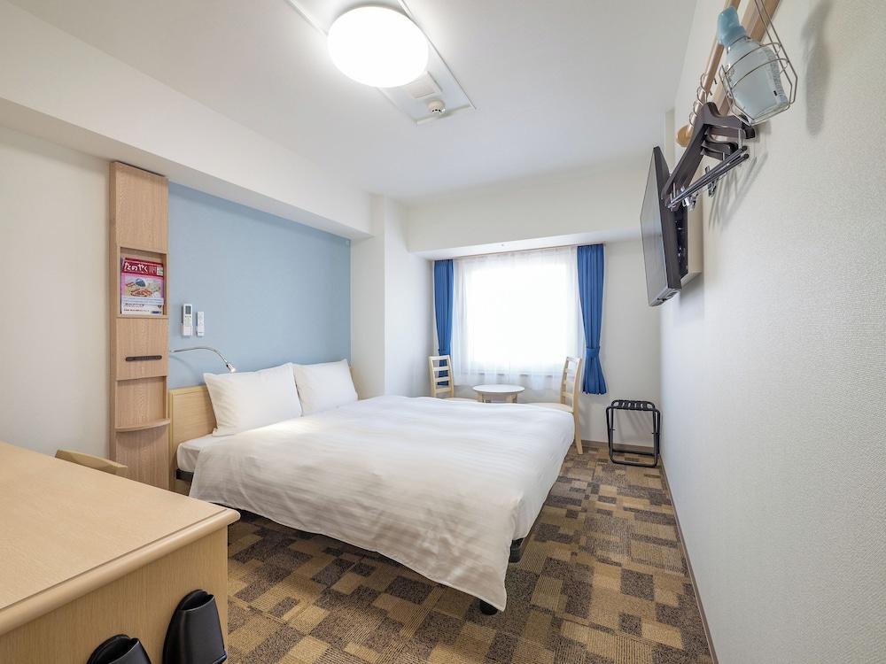Toyoko Inn Kobe Sannomiya Ekimae