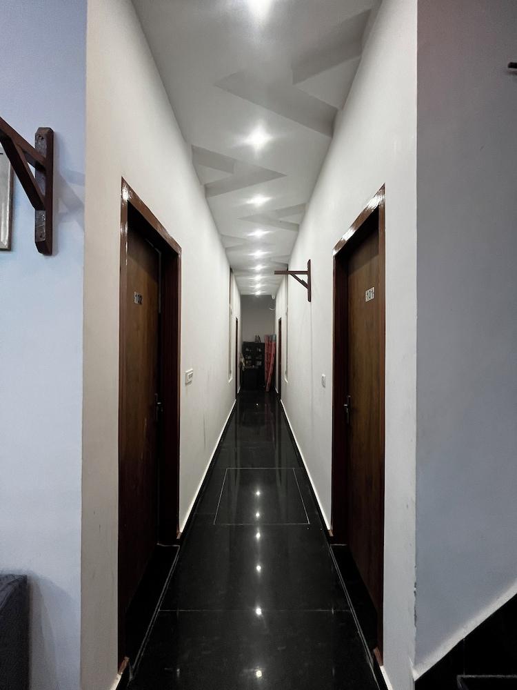 Shree Radhavallabh Palace