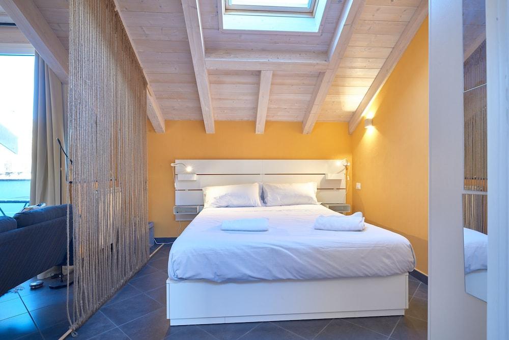 Tra le Torri in Albenga