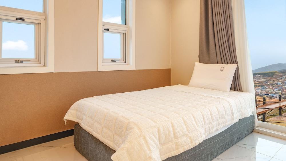 Namhae Onview Pension