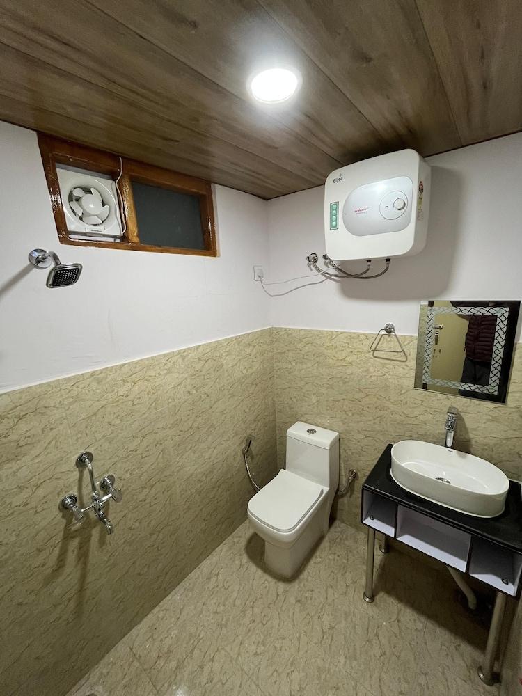 JijiVisha Resort Shimla