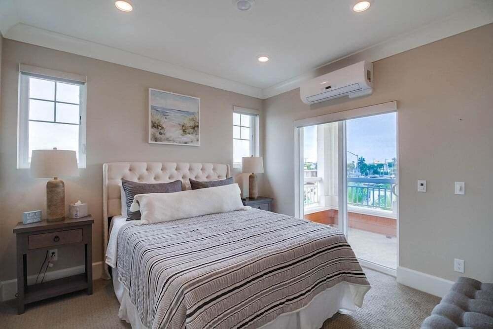 Santa Barbara Loft
