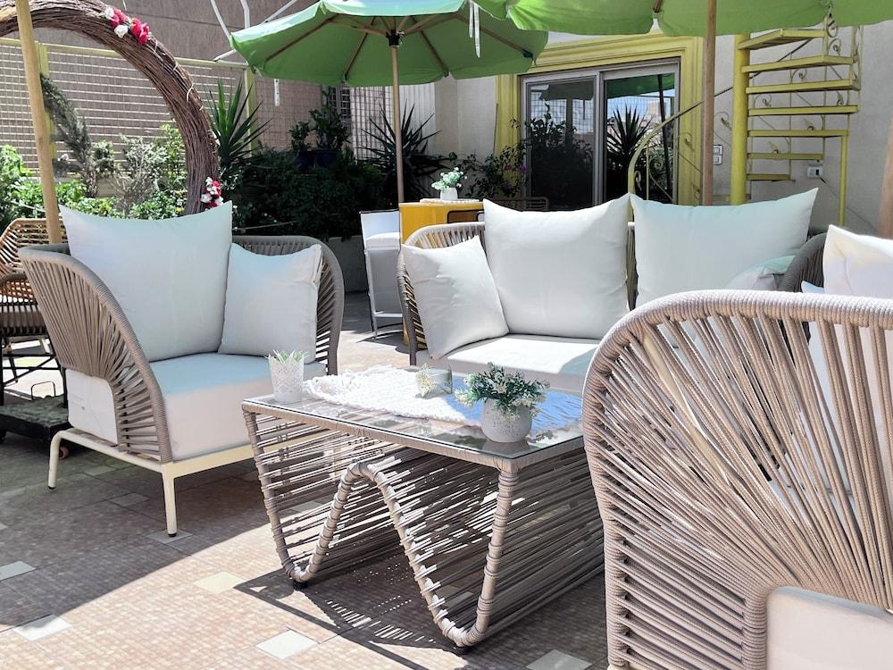 Danda Moon Pyramids Hotel