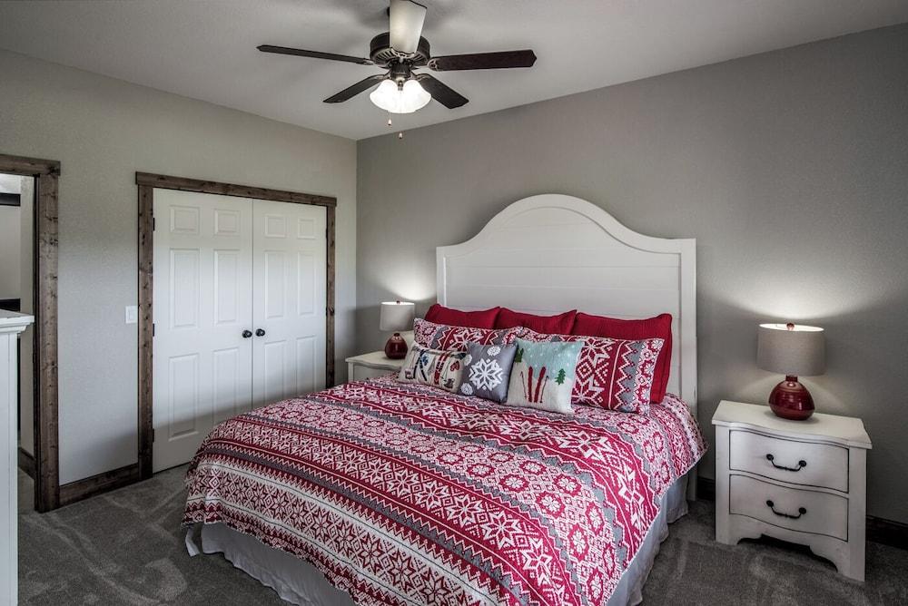 Grindstone Lake Lodge