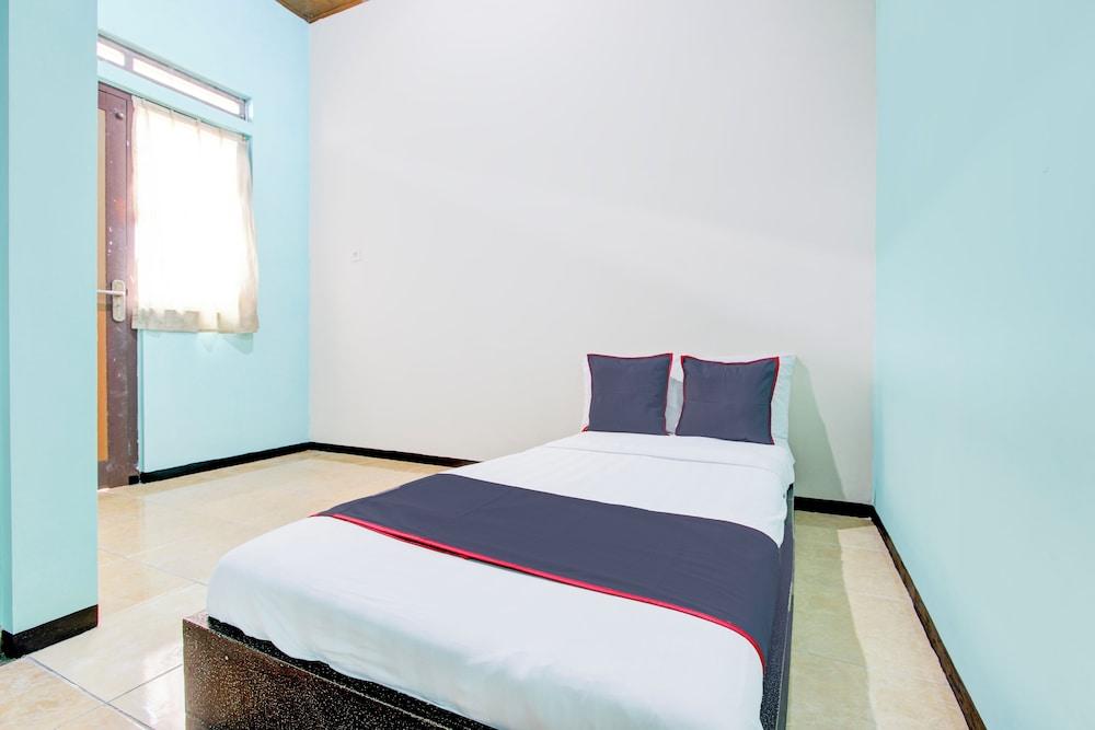 Hotel O Purwokerto Near Alun Alun Purwokerto Formerly Guest House Rania