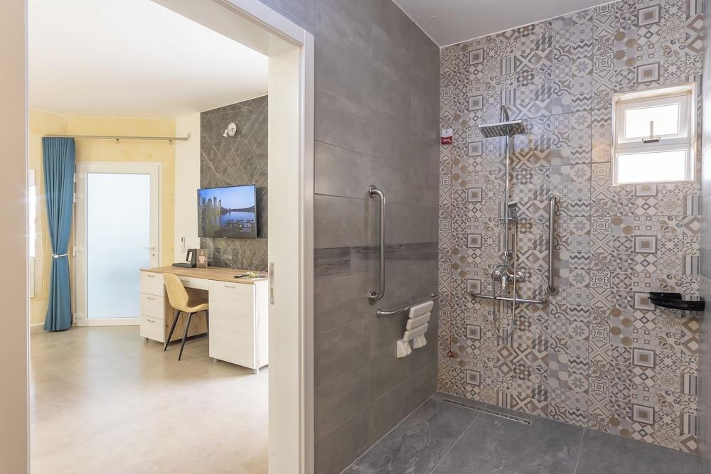 Ta'Battista B&B with pool Ta'Pinu