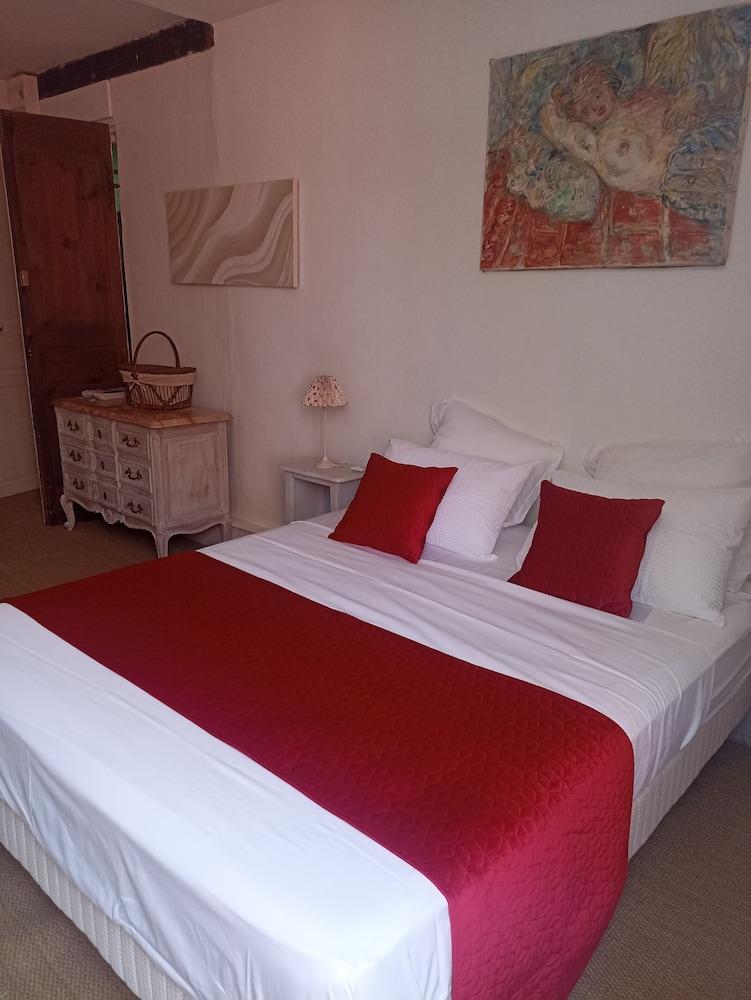 Elégance Périgourdine and SPA