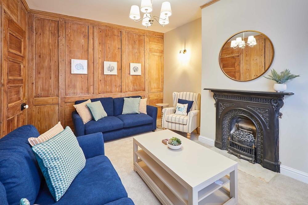 Host Stay Dalton House