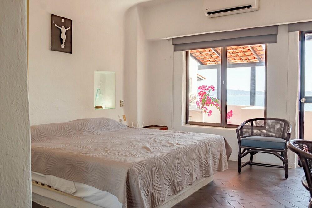 Flat with Unbeatable Views & 2 Bedrooms