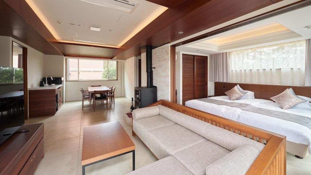 ADVENTURES ISLAND KOYARUZAWA LODGE