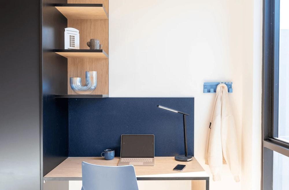 Student Only The Switch Kensington