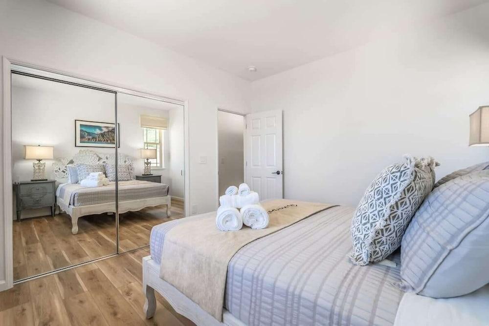 @ Marbella Lane - Stylish House + Impressive Views