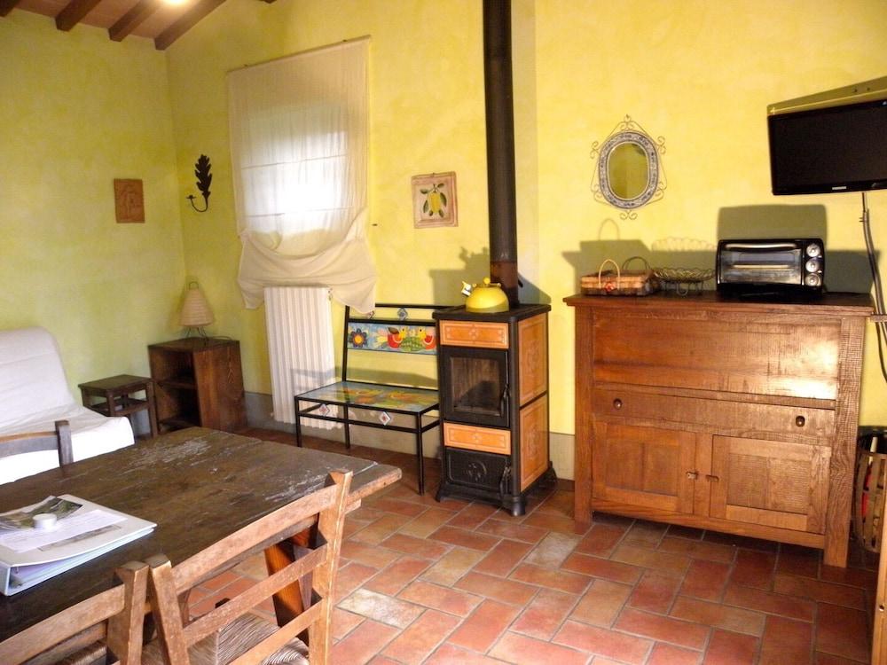 Apt. La Vecchia Cedraia, Wifi, Perugia