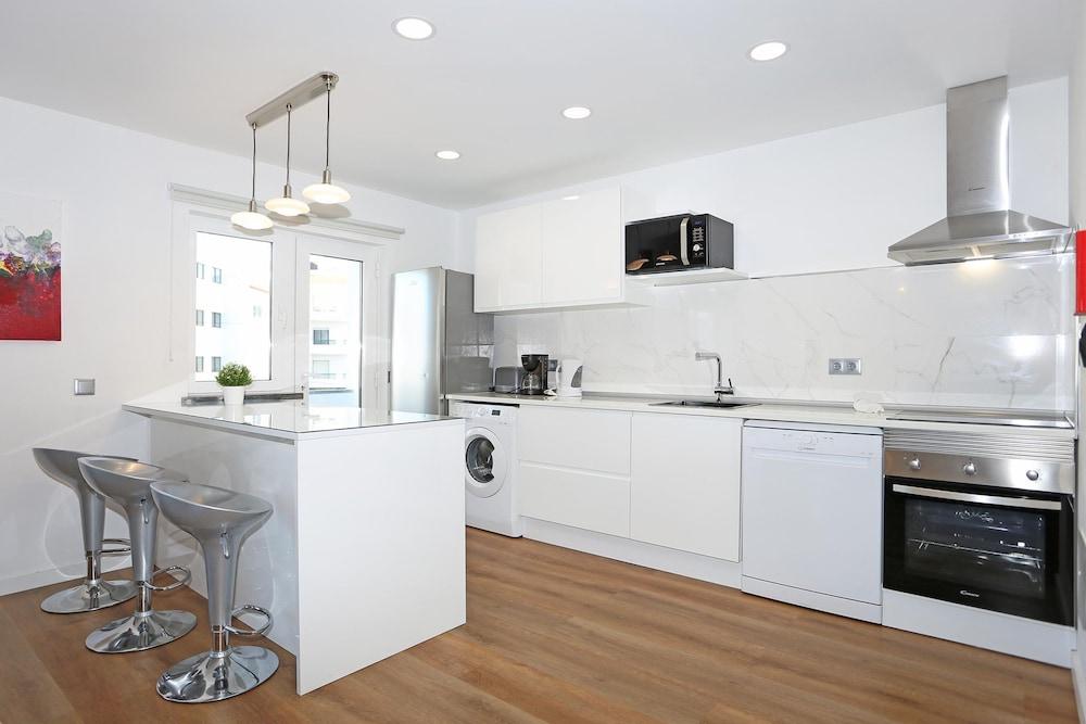 B61 - Carnation Sun Apartment in Lagos