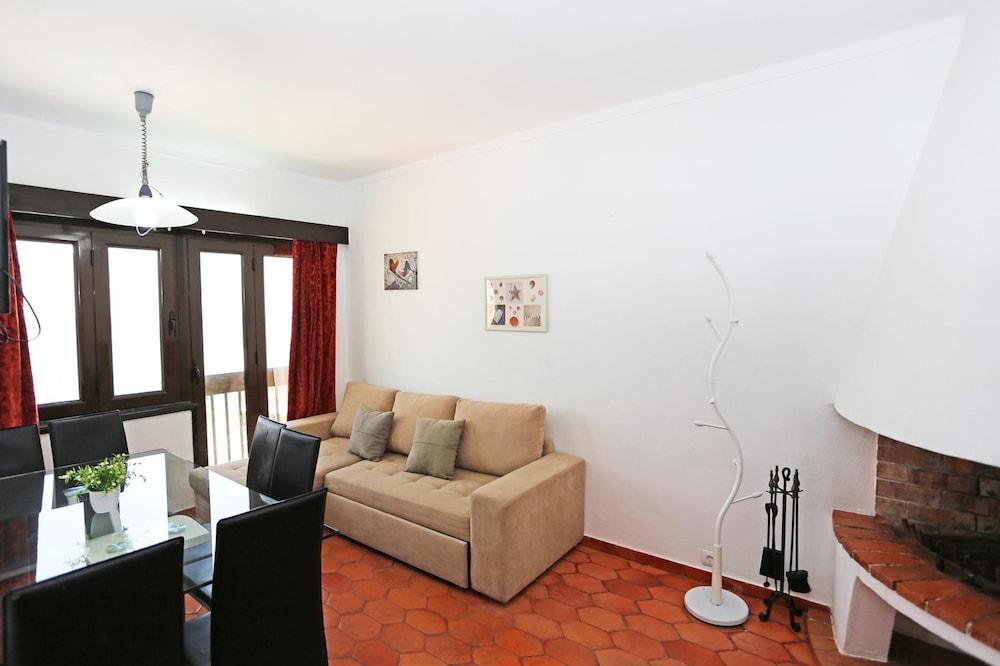 V 01 - Apartament 1 in Seacliff Albufeira