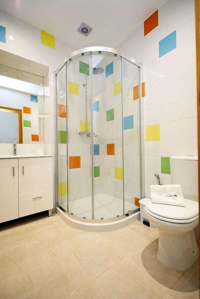 Z 03 - Bedroom 3 in Gil Vicente Guest Rooms