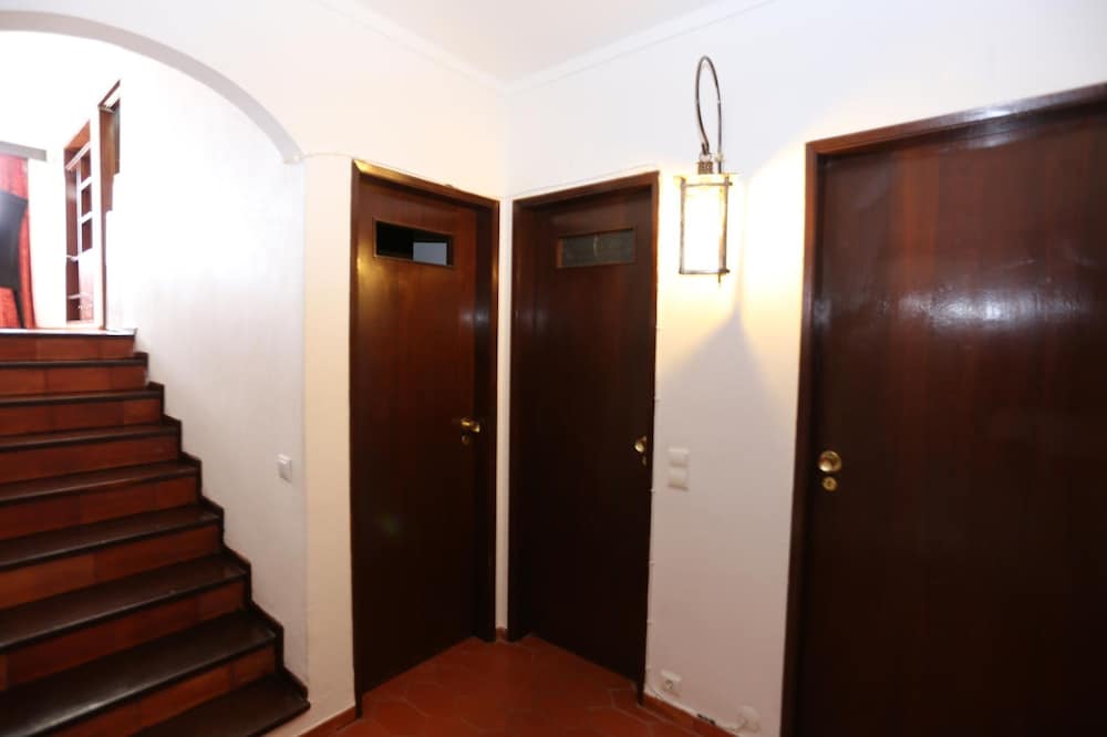 V 04 - Apartment 4 in Seacliff Albufeira