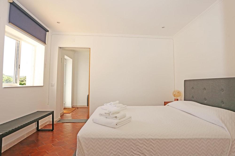 S 01 - 1 Bed Apartment in Quinta Silvestre