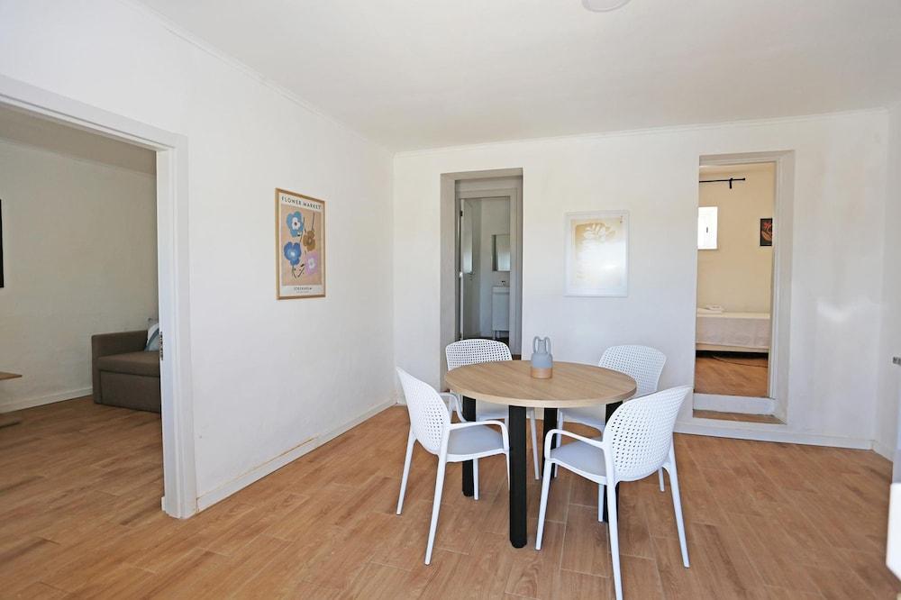 X 01 - 2 Bed Apartment in Quinta da Ponte