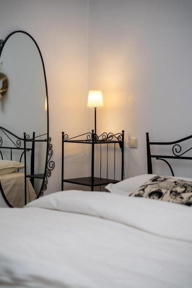 Vasilikis Stone House