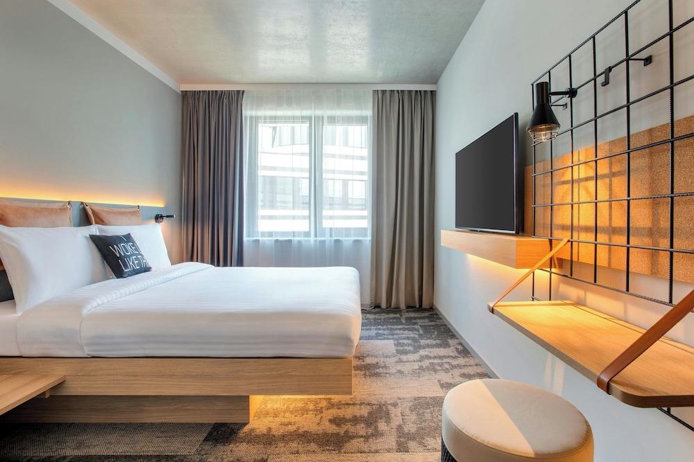 Moxy Hamburg - Finkenwerder