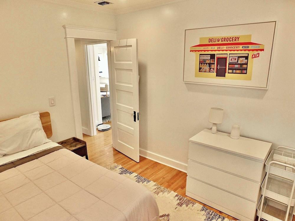 Beach City Craftsman - Walk to Beach