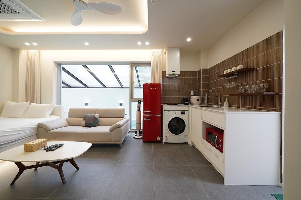 Run to you fullvilla