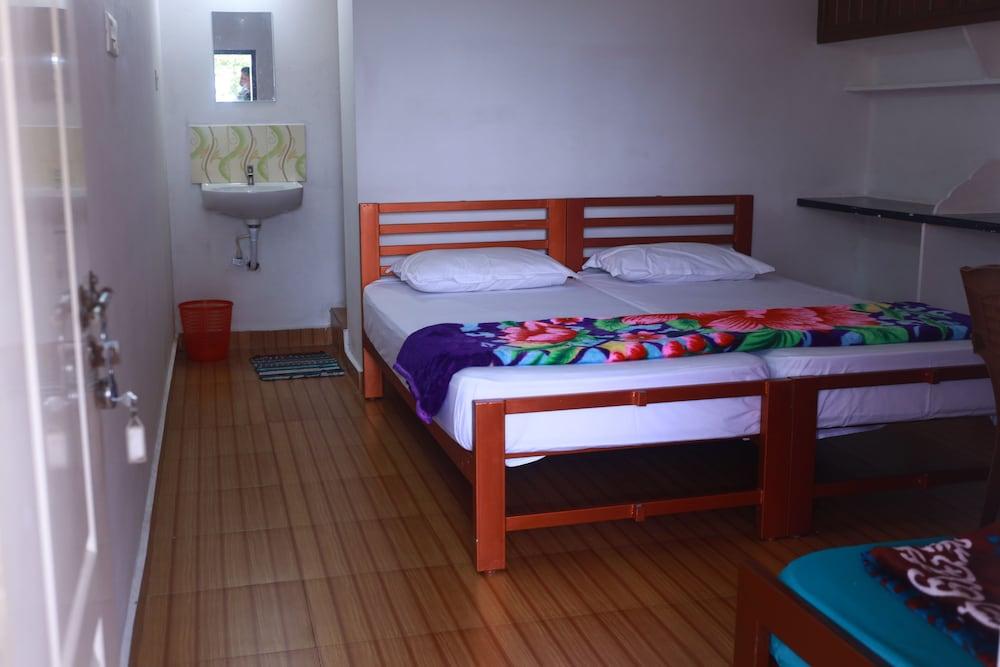 ASHRAMAM HEALTH RESORT