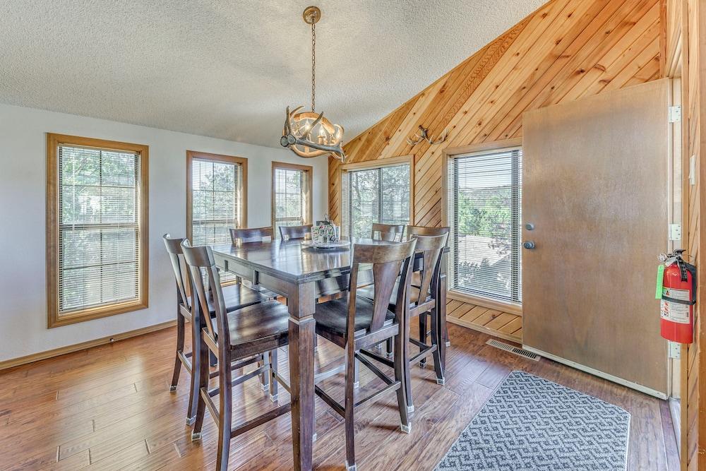 Mtn-view Home By Hiking, Skiing & Ruidoso Casinos!