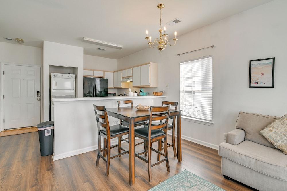 < 1 Mi to Golf: Condo w/ Balcony in Myrtle Beach!