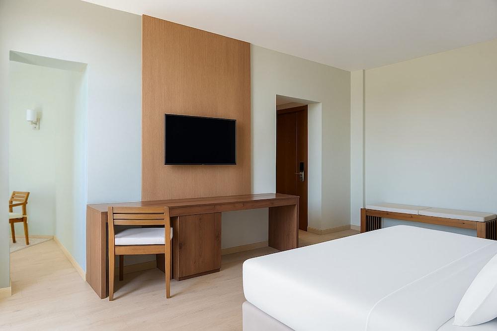 Phoenix Hotel and Wellness