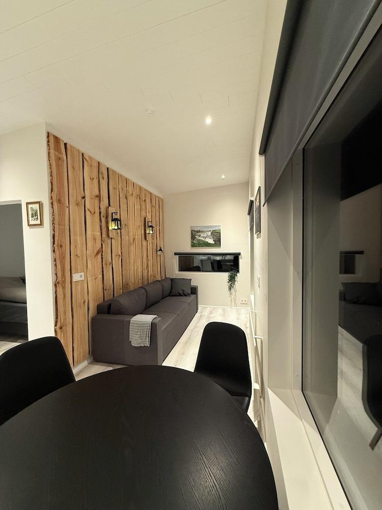 Kirkjufell View Cottages