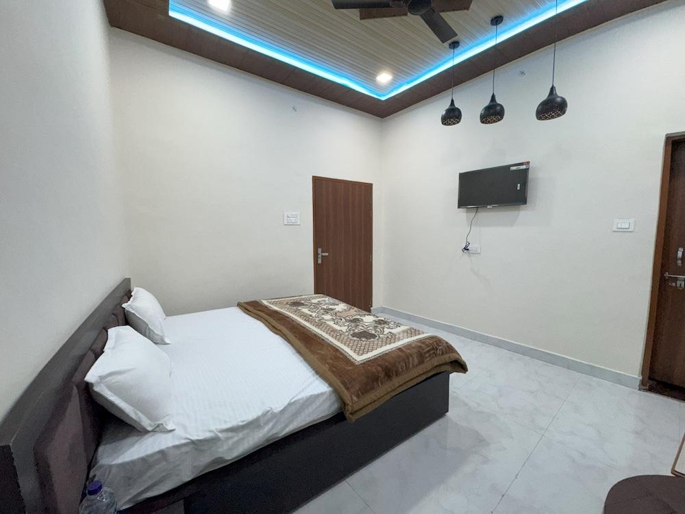 It's Braj Raj Home Stay