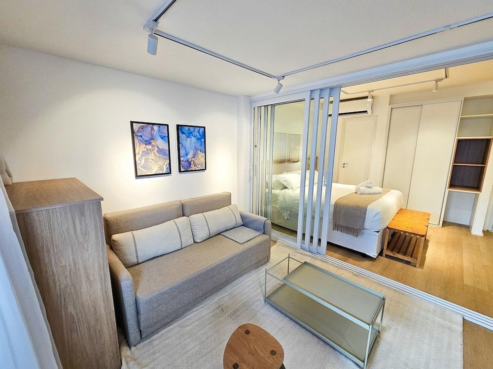 Studio na avenida 9 de julho III