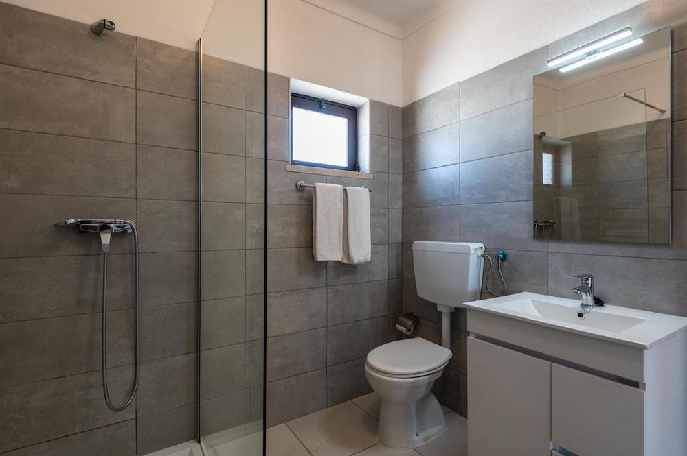 Villa Canto Ii - 500m From the Beach -private Pool