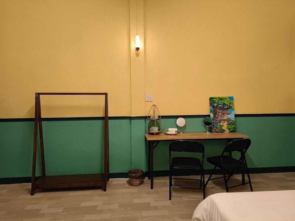 During Moonshine Hostel Samyan