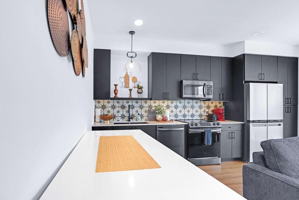 Modern Hill Country Condo for 4 w/ Resort Perks!