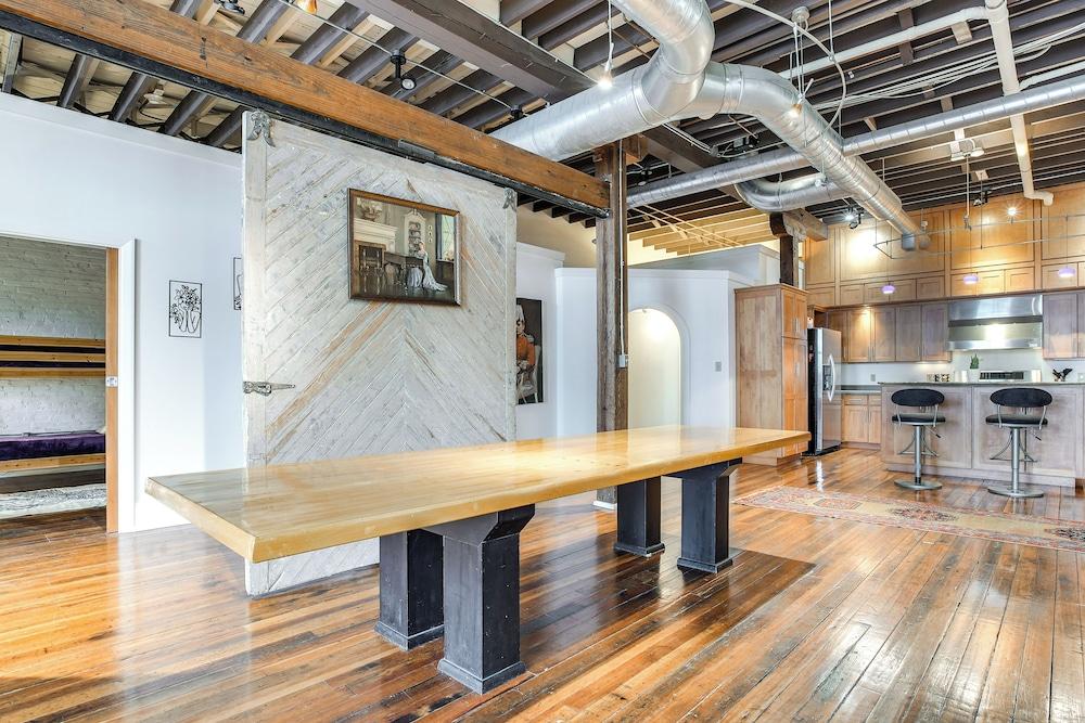 < 1 Mi to Wittenberg: Eclectic Loft w/ Parking!