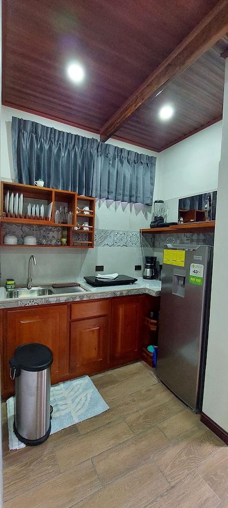 Cabañas el Refugio Verde Monteverde