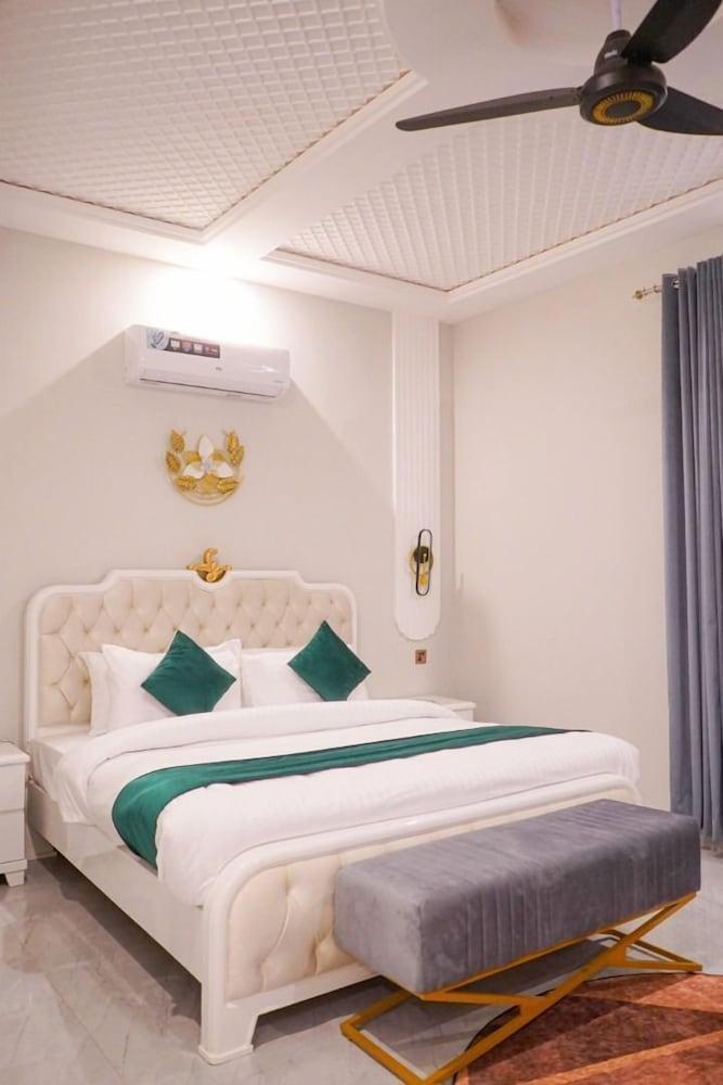 Grand Shalimar Hotel Multan