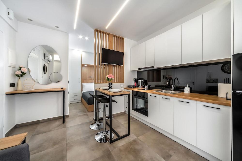 Konstantina's & Nicol's Studios