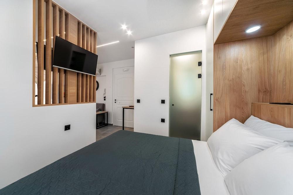 Konstantina's & Nicol's Studios