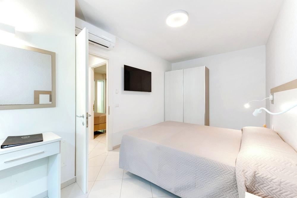 Residenza Acquamarina - Siroli Collection