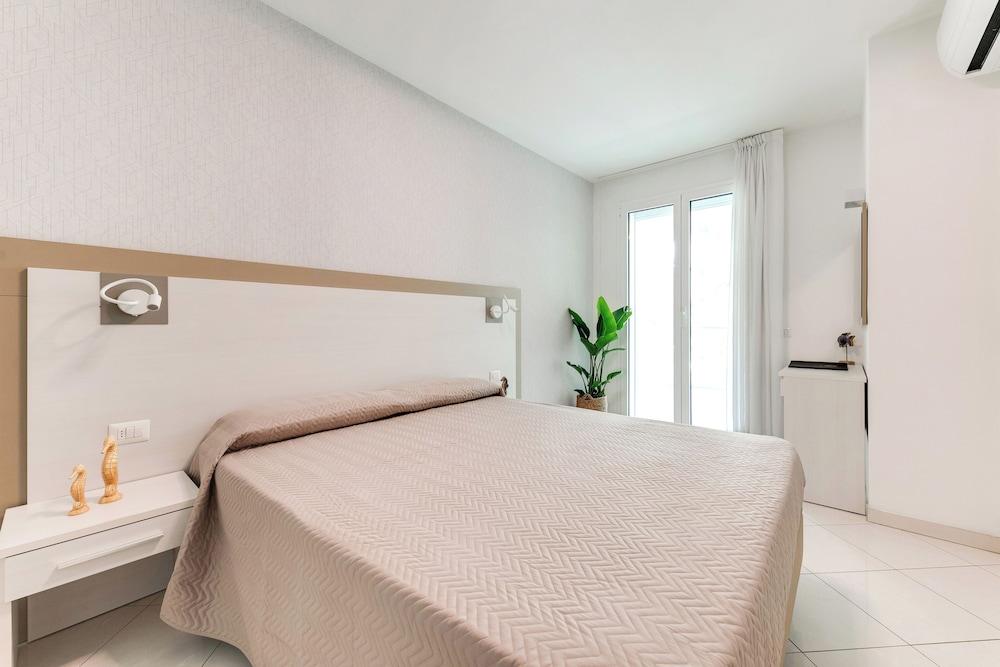 Residenza Acquamarina - Siroli Collection