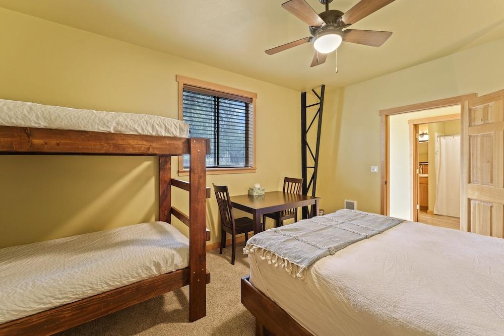 High Lowe 4 Bedroom Home