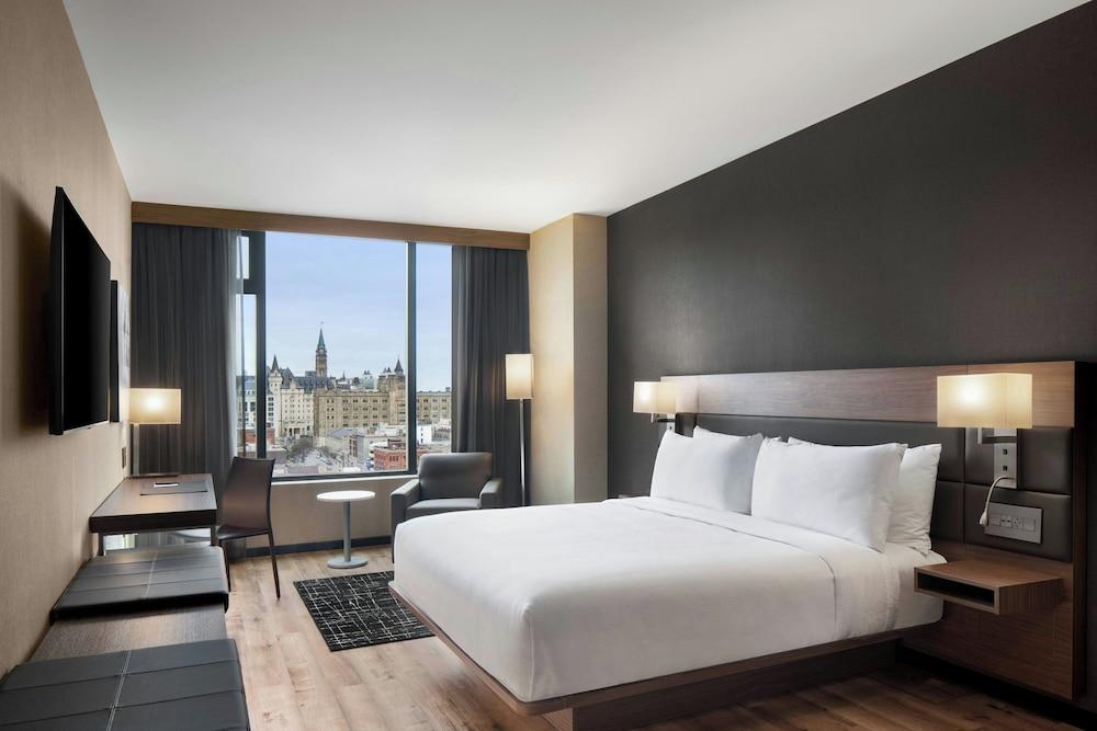 AC Hotel BY Marriott Ottawa Dwtn