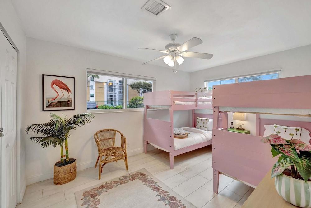 Poolside Paradise Dock & Pool!