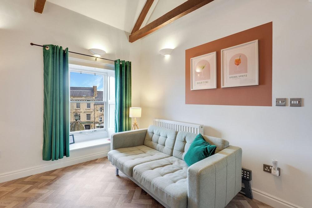 Ceylon - North East Escapes