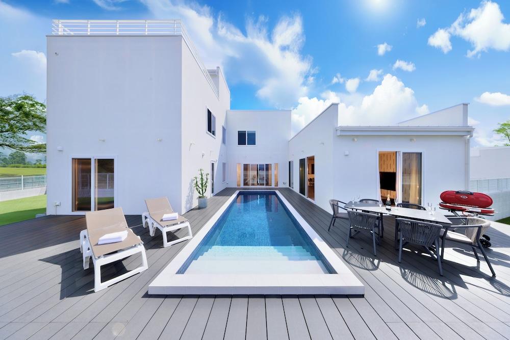 Crystalvilla Shirahama Parkside